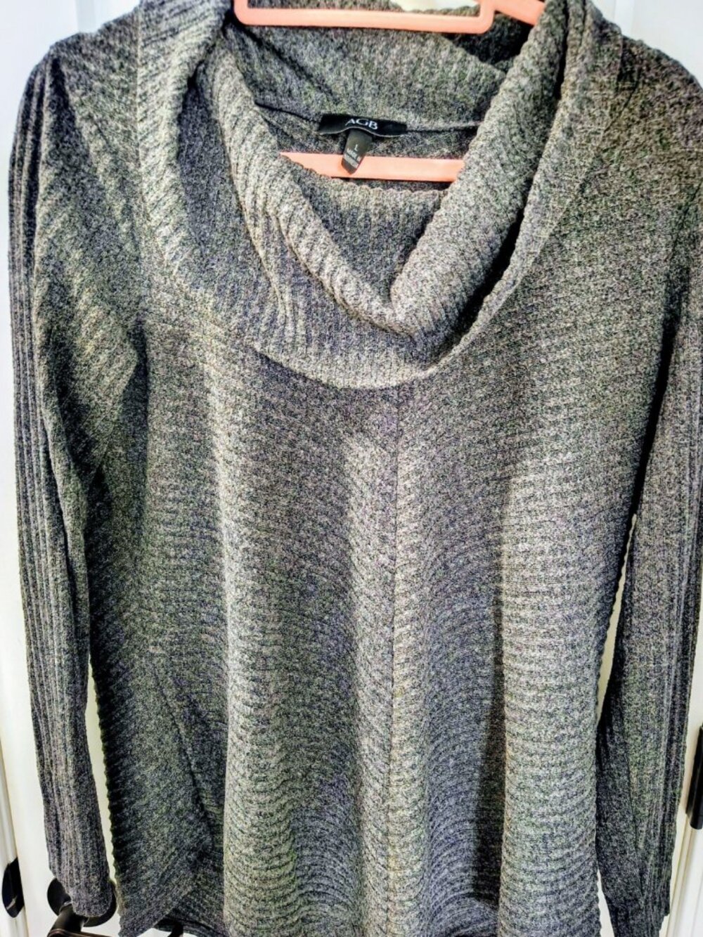 AGB Black and White Cowl Neck Sweater Super Soft Women's Size Large